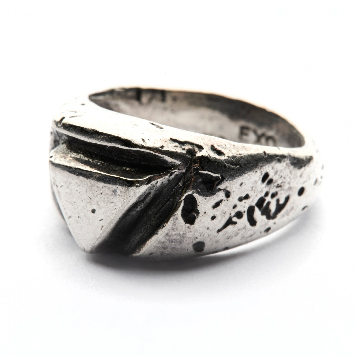 PYRAMIS SILVER-PLATE RING