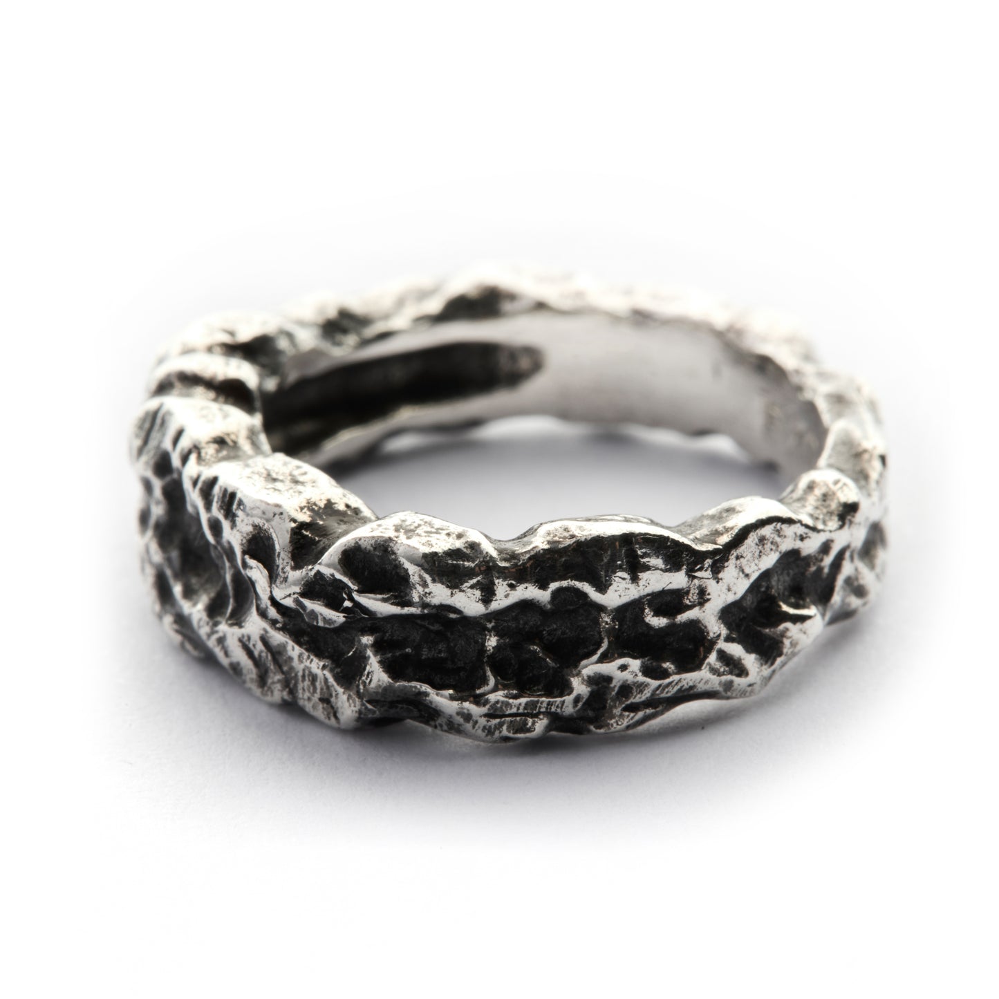 MOLTEN BAND SILVER-PLATE RING