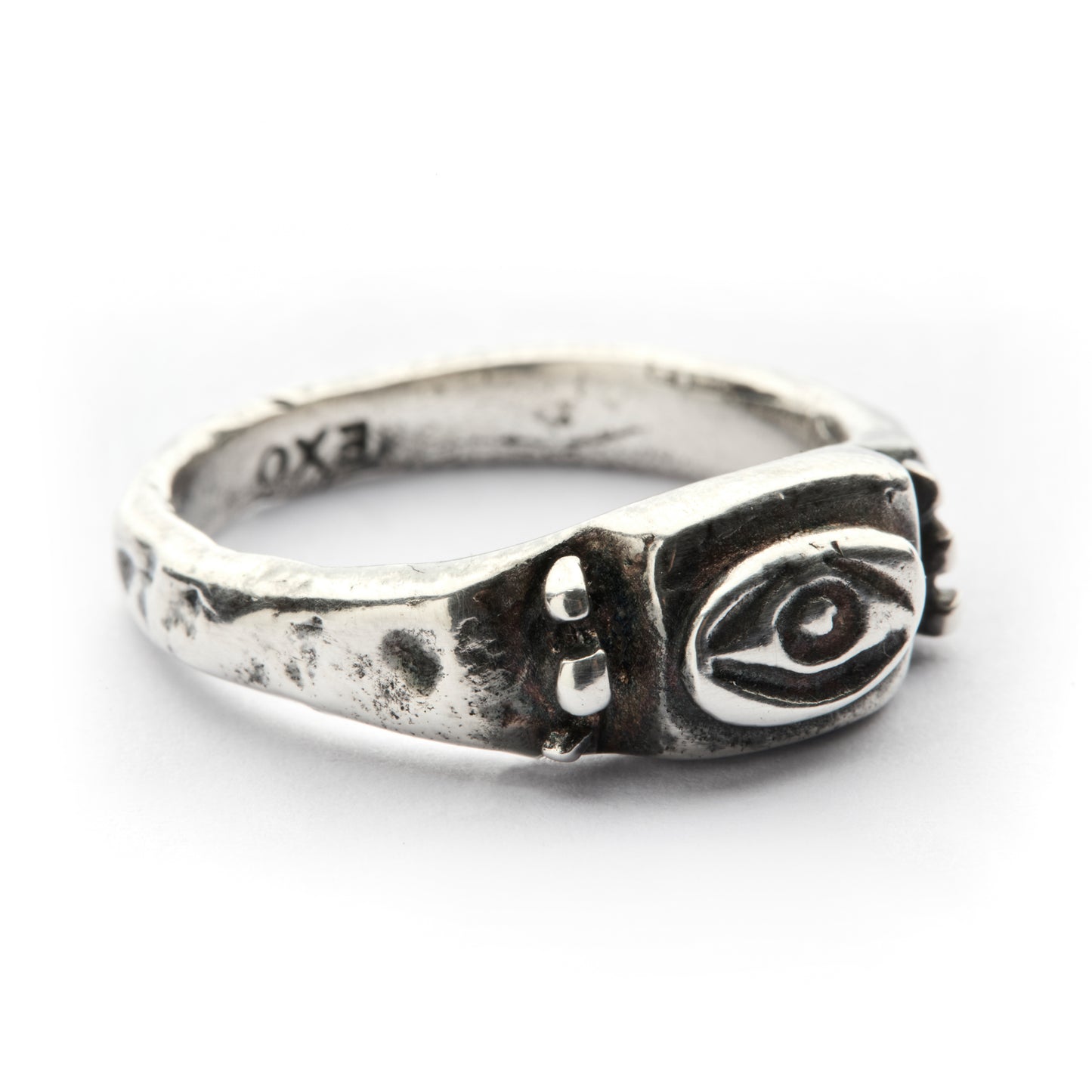 THE EYE OF HORUS SILVER-PLATE RING