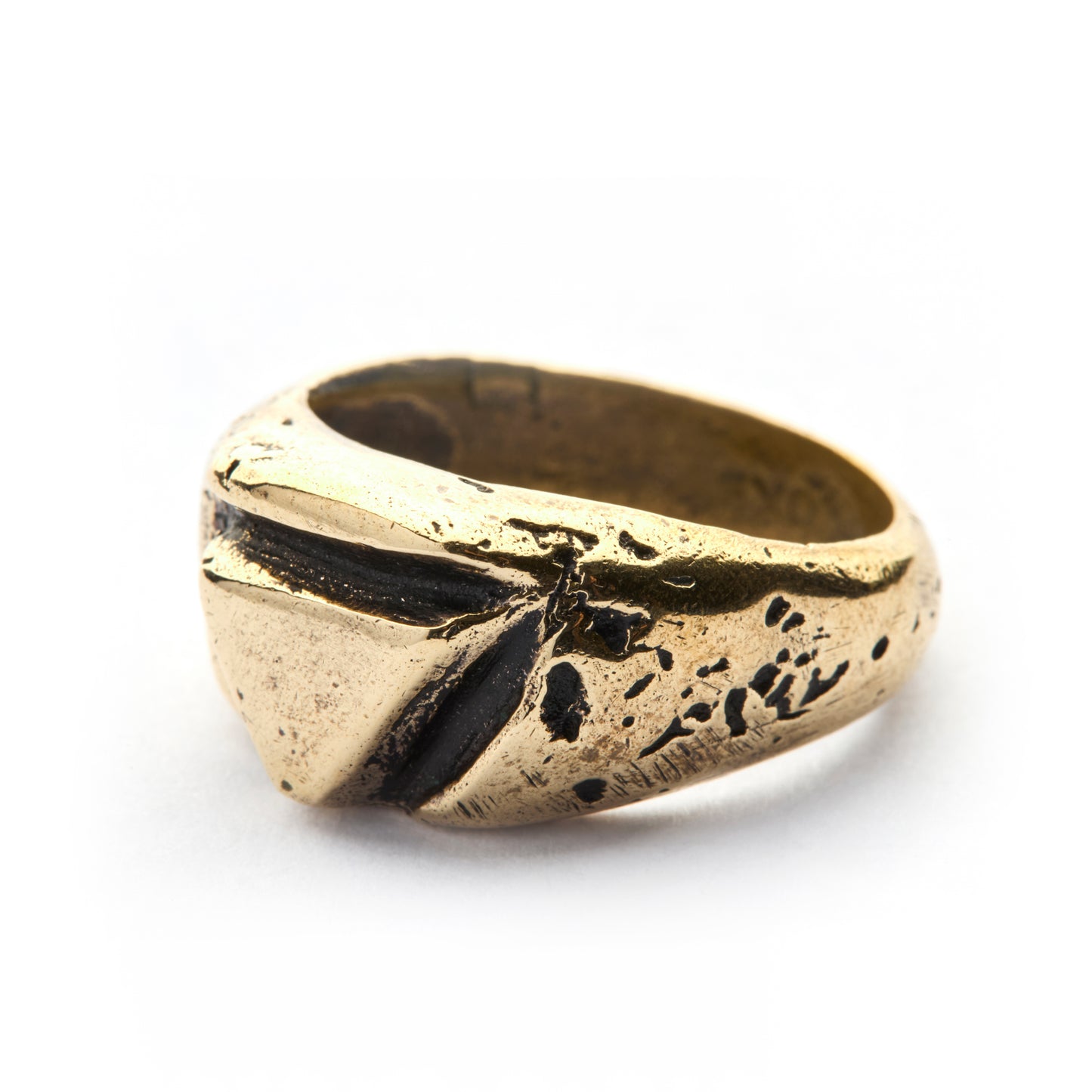 PYRAMIS BRONZE RING