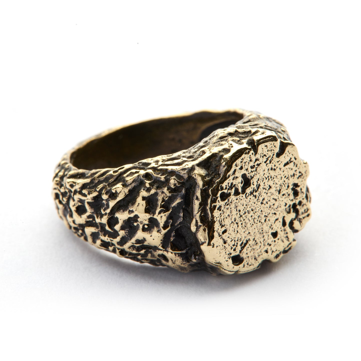 MOLTEN SIGNET BRONZE RING