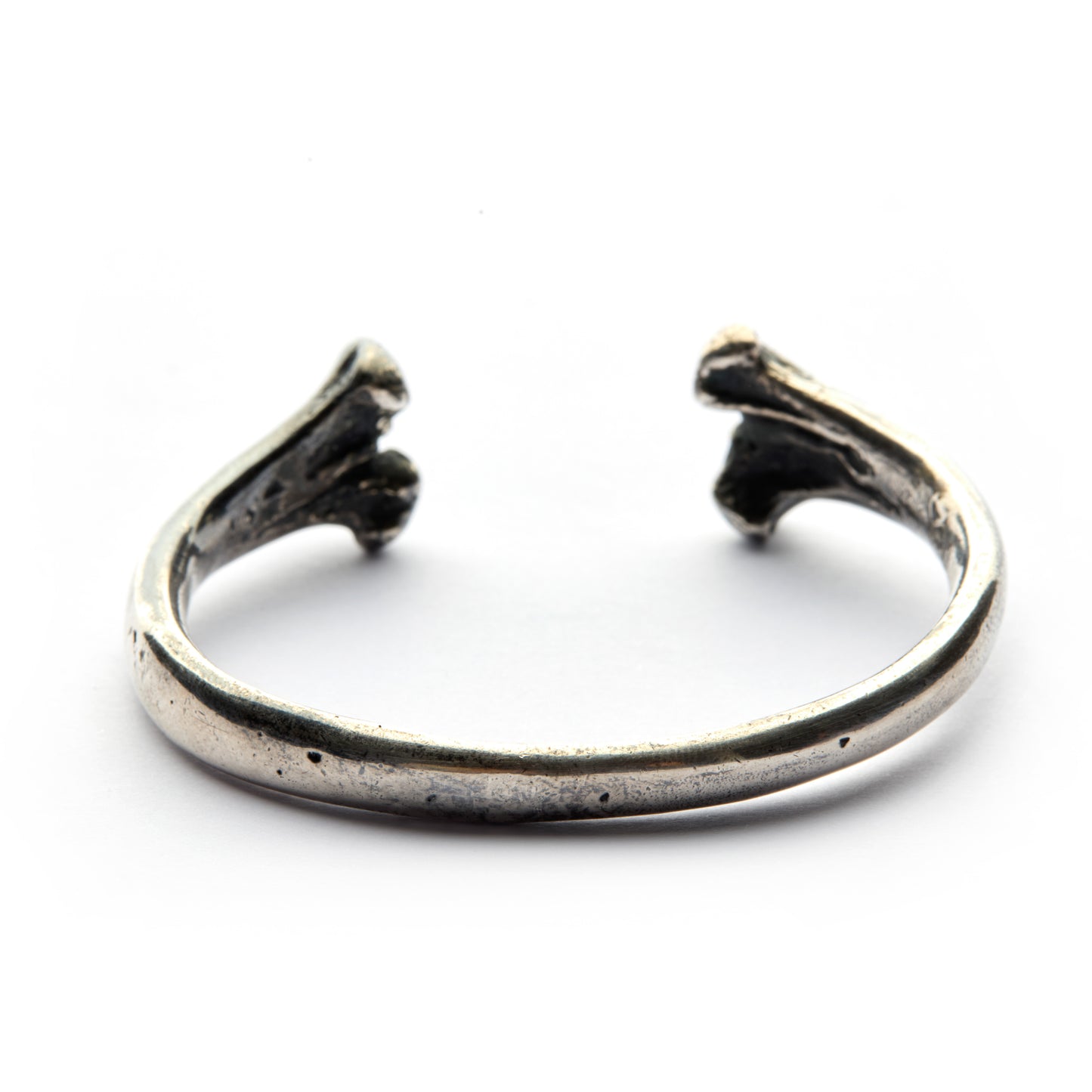 AMAVI SILVER-PLATE BANGLE