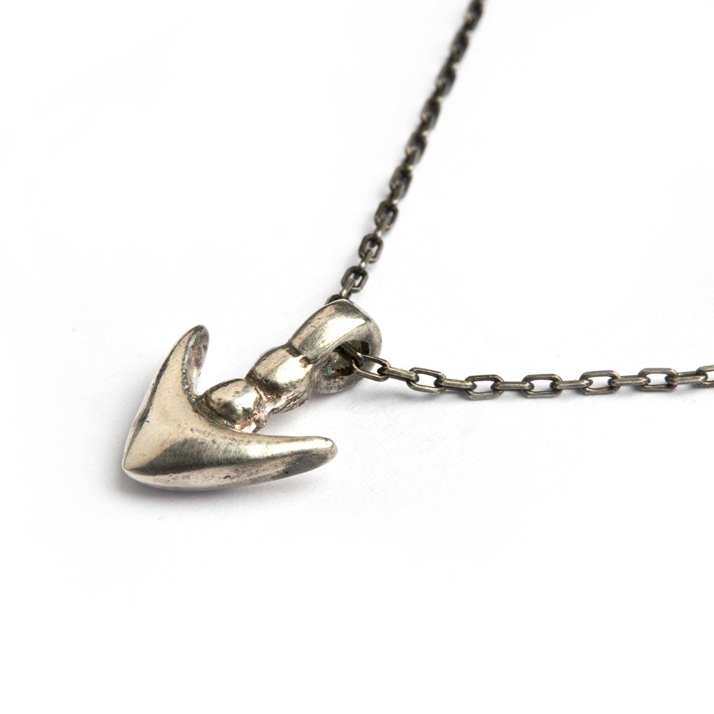 ARROW HEAD SILVER CHAIN SILVER-PLATE TALISMAN