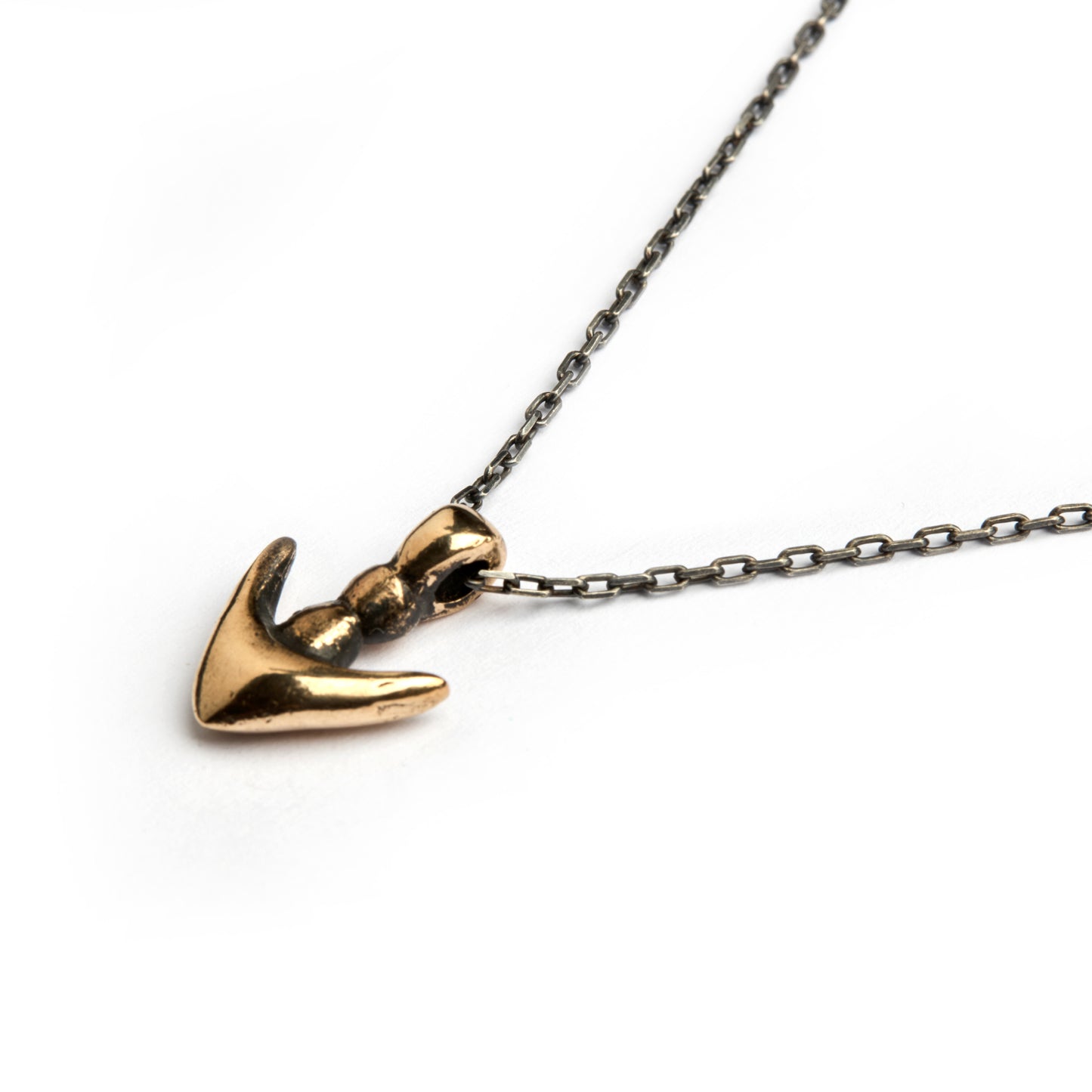 ARROW HEAD SILVER CHAIN BRONZE TALISMAN