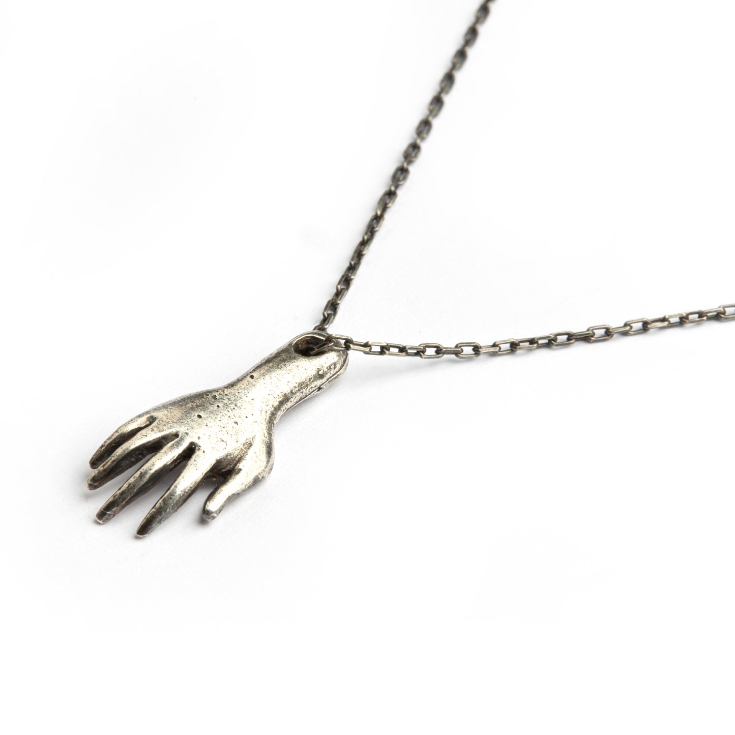 MANO SILVER CHAIN SILVER-PLATE TALISMAN
