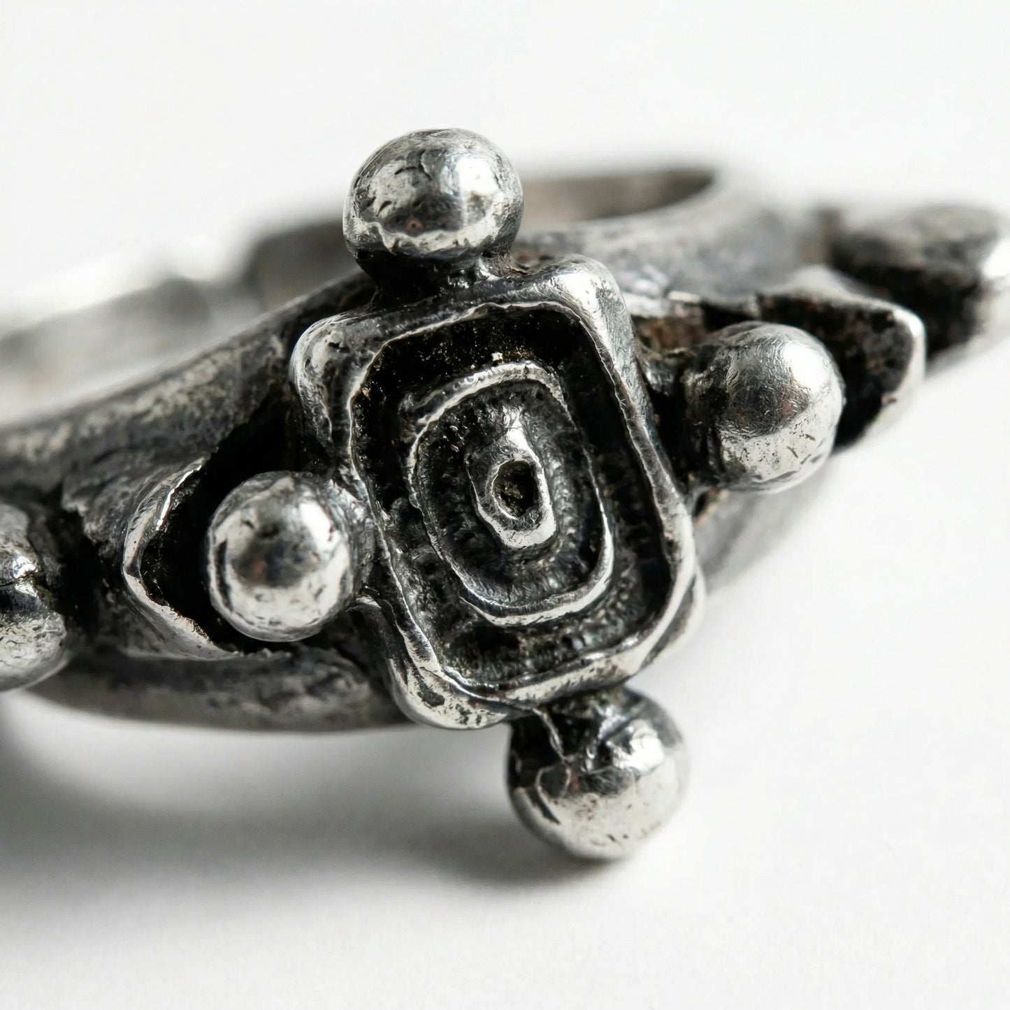 ARIADNE SILVER-PLATE RING